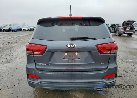 2019 Kia Sorento Lx из США, поврежденный, VIN 5XYPG4A30KG520268